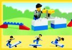 Building Instructions - LEGO - 4023 - Fun and Adventure: Page 13