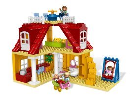 5639 - Family House