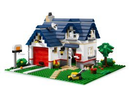 5891 - Apple Tree House