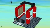 Building Instructions - LEGO - 7240 - Fire Station: Page 8