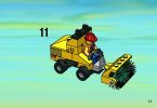 Building Instructions - LEGO - 7242 - Street Sweeper: Page 11