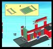 Building Instructions - LEGO - 7945 - Fire Station: Page 25