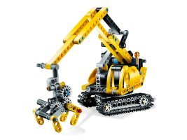 8047 - Compact Excavator