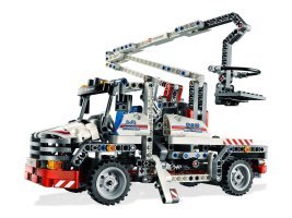 8071 - Bucket Truck