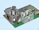 Building Instructions - LEGO - Creator - 10255 - Assembly Square: Page 83