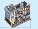 Building Instructions - LEGO - Creator - 10255 - Assembly Square: Page 298