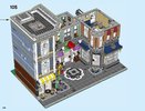 Building Instructions - LEGO - Creator - 10255 - Assembly Square: Page 242