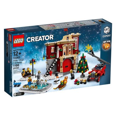 10263 - Winter Village Fire Station