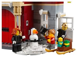 10263 - Winter Village Fire Station