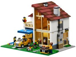 31012 - Family House