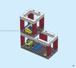 Building Instructions - LEGO - Creator 3-in-1 - 31081 - Modular Skate House: Page 25