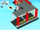 Building Instructions - LEGO - City - 60004 - Fire Station: Page 32