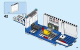 Building Instructions - LEGO - 60139 - Mobile Command Center: Page 43