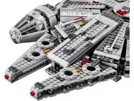 75105 - Millennium Falcon™