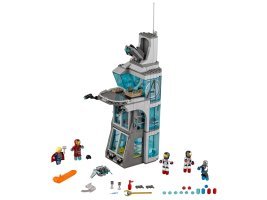 76038 - Attack on Avengers Tower